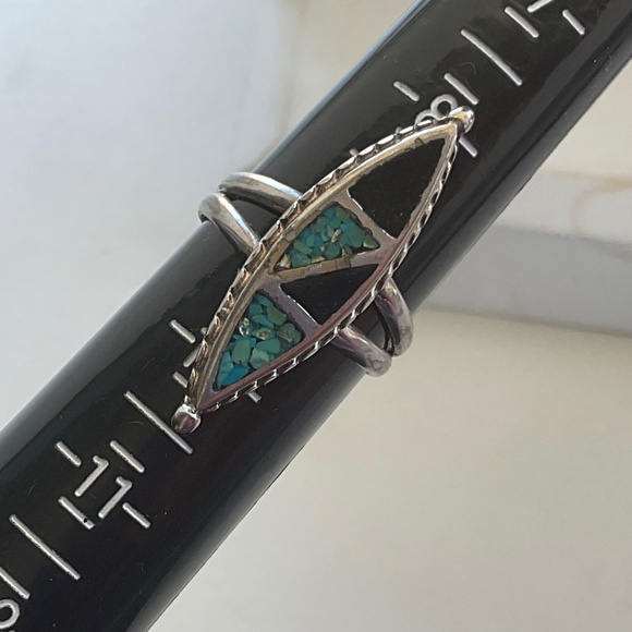Vintage Jewelry - Vintage Southwestern Ring Turquoise Onyx in Silvertone setting size 9